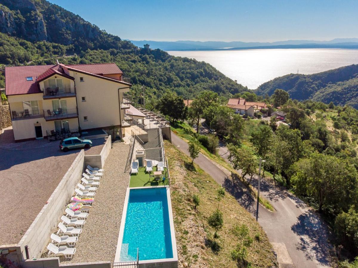 Pansion Villa Betina Lovran Bagian luar foto