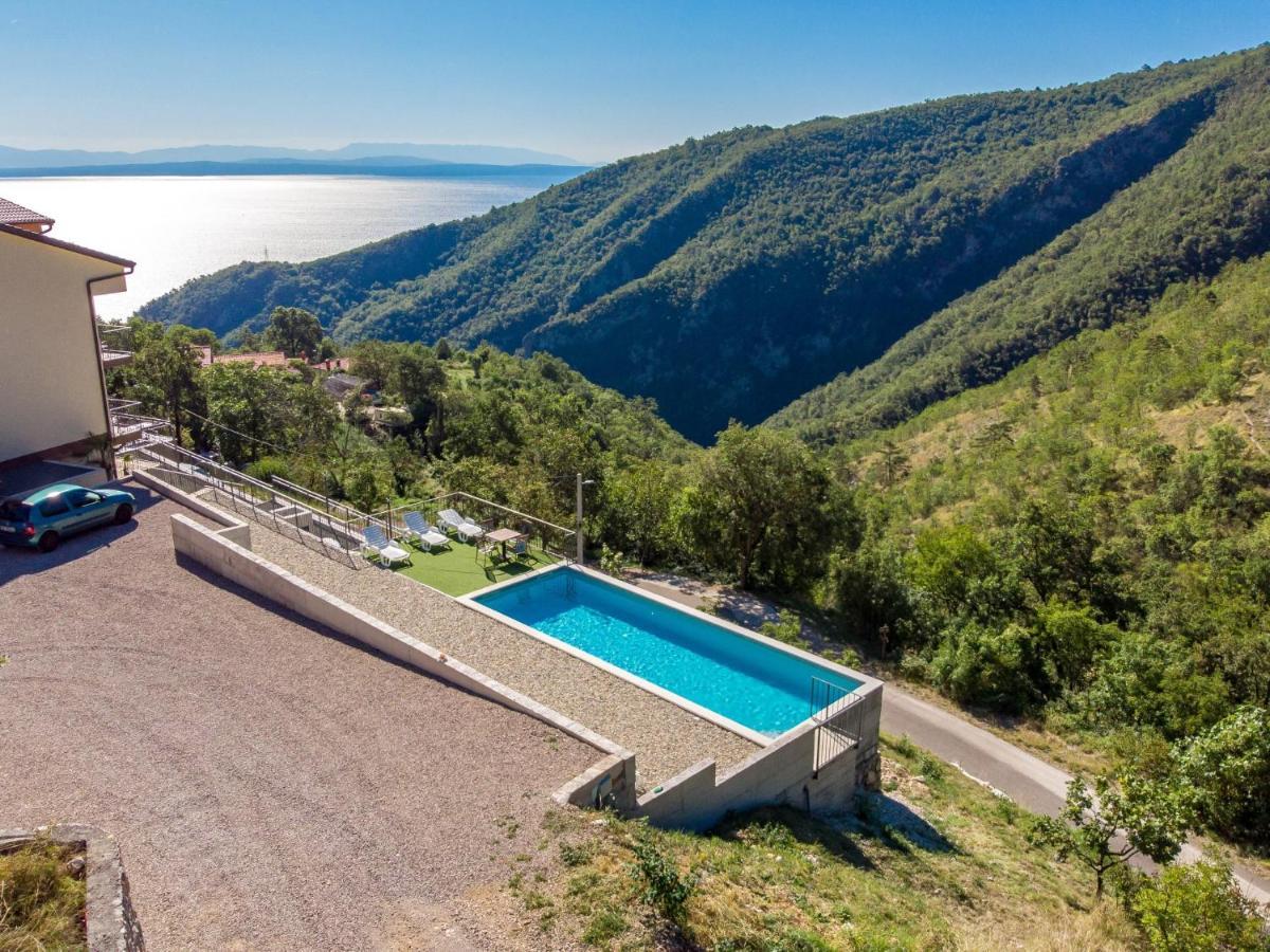 Pansion Villa Betina Lovran Bagian luar foto