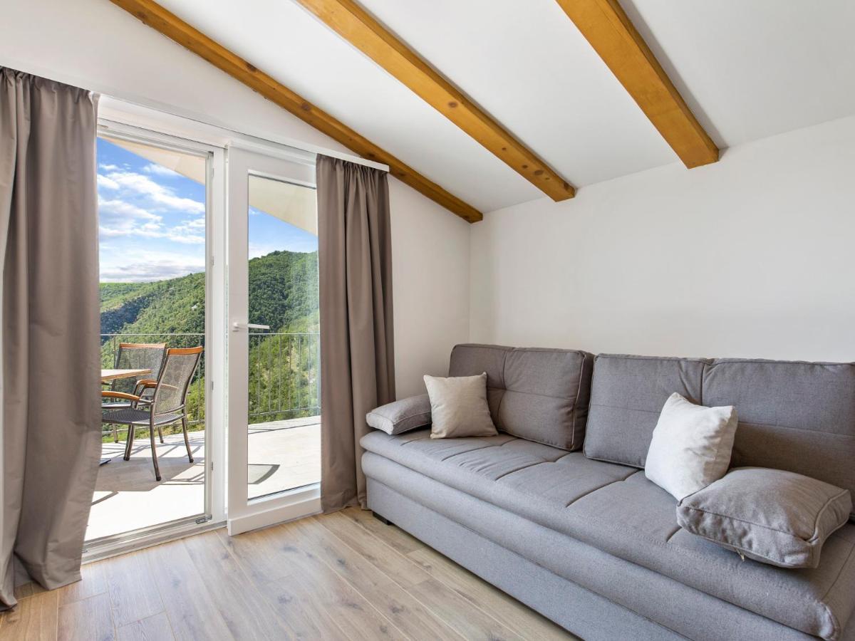 Pansion Villa Betina Lovran Bagian luar foto