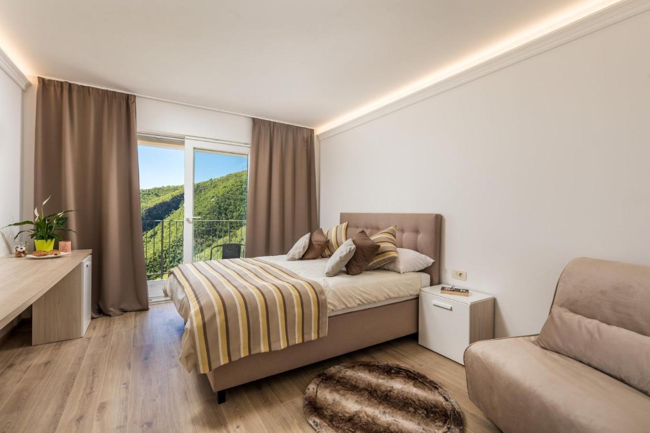 Pansion Villa Betina Lovran Bagian luar foto