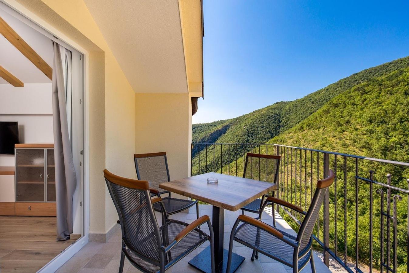 Pansion Villa Betina Lovran Bagian luar foto