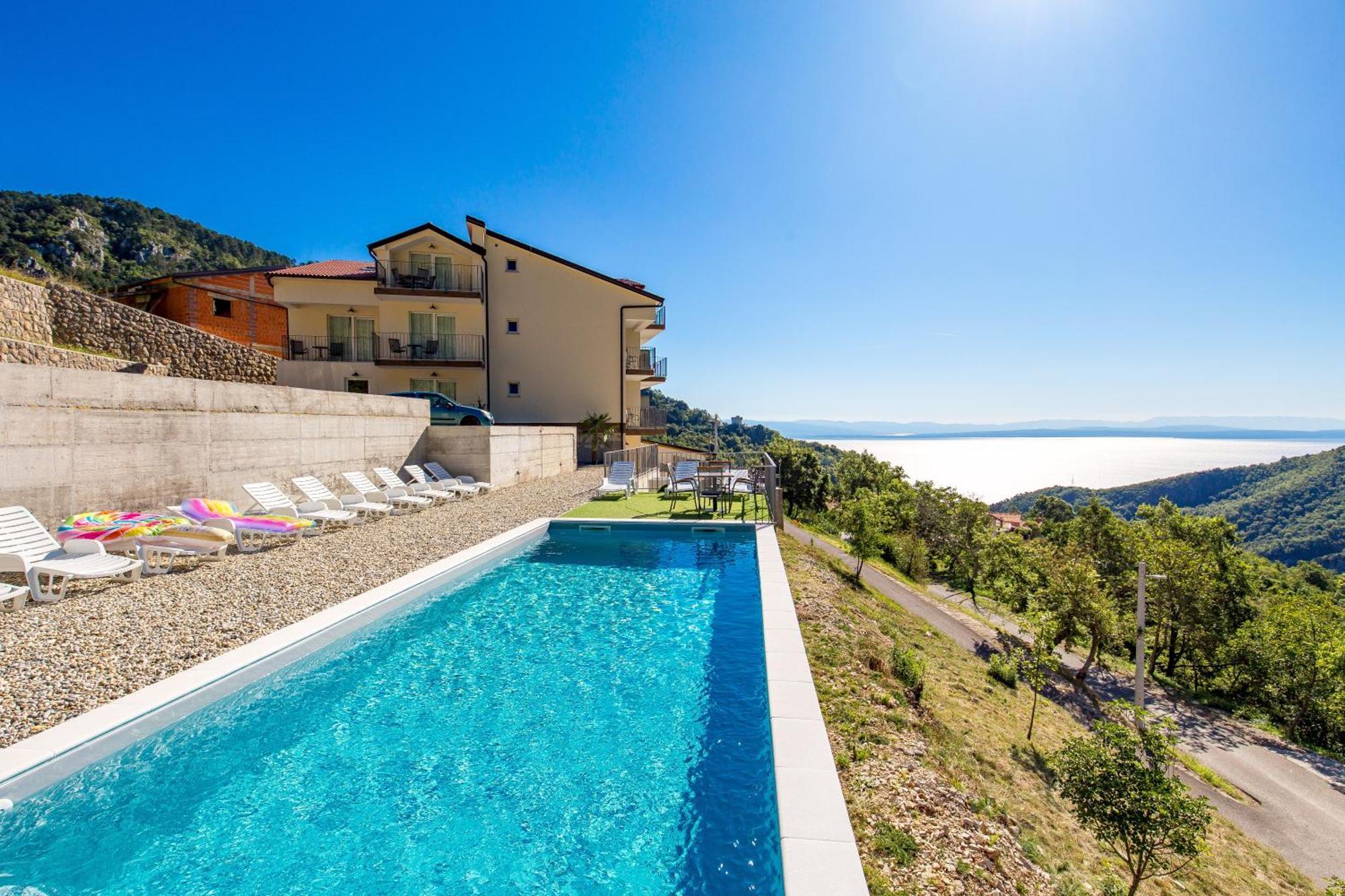 Pansion Villa Betina Lovran Bagian luar foto